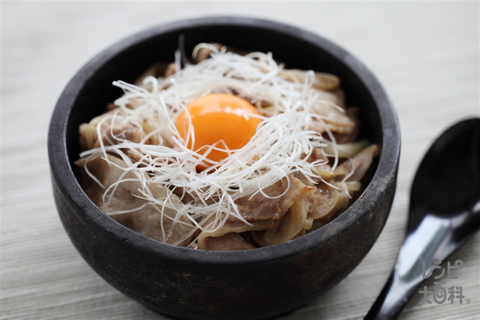 スタミナ豚丼(豚バラ薄切り肉+ご飯を使ったレシピ)