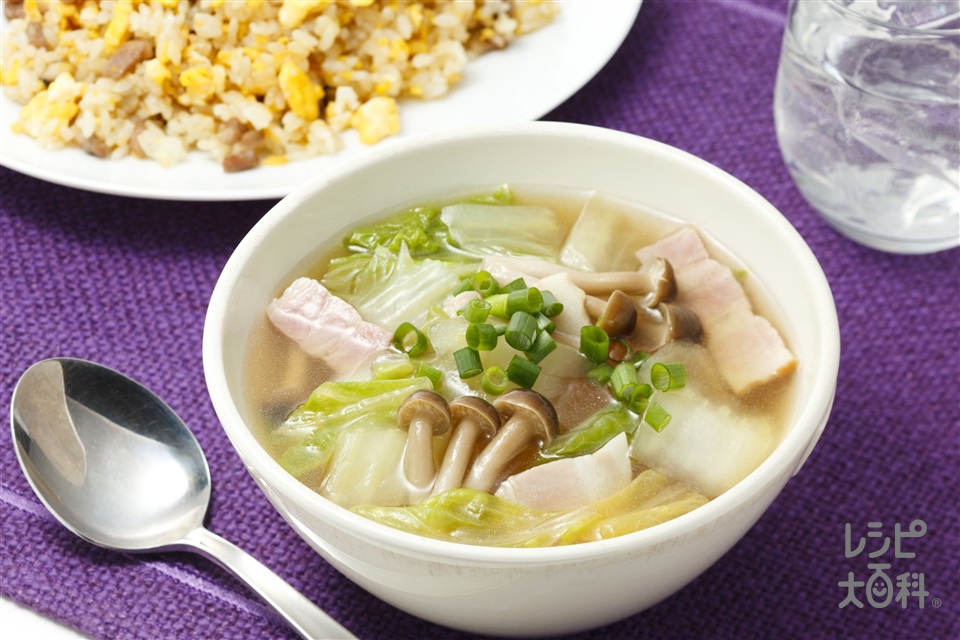 ベーコンと白菜のスープ(白菜+しめじを使ったレシピ)