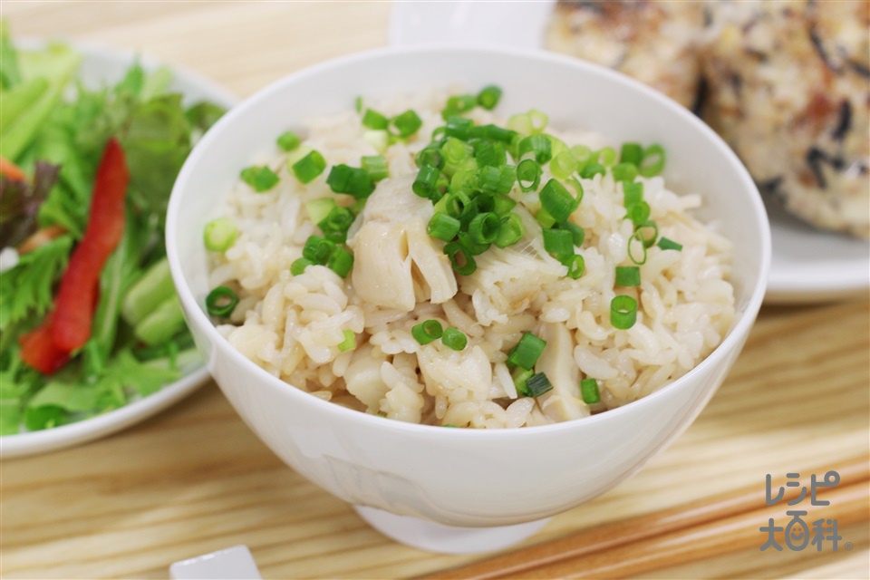 ほたてのバターしょうゆごはん(帆立貝柱の水煮缶+温かいご飯を使ったレシピ)