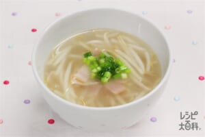 ベーコンともやしの簡単スープ　やってみ!!