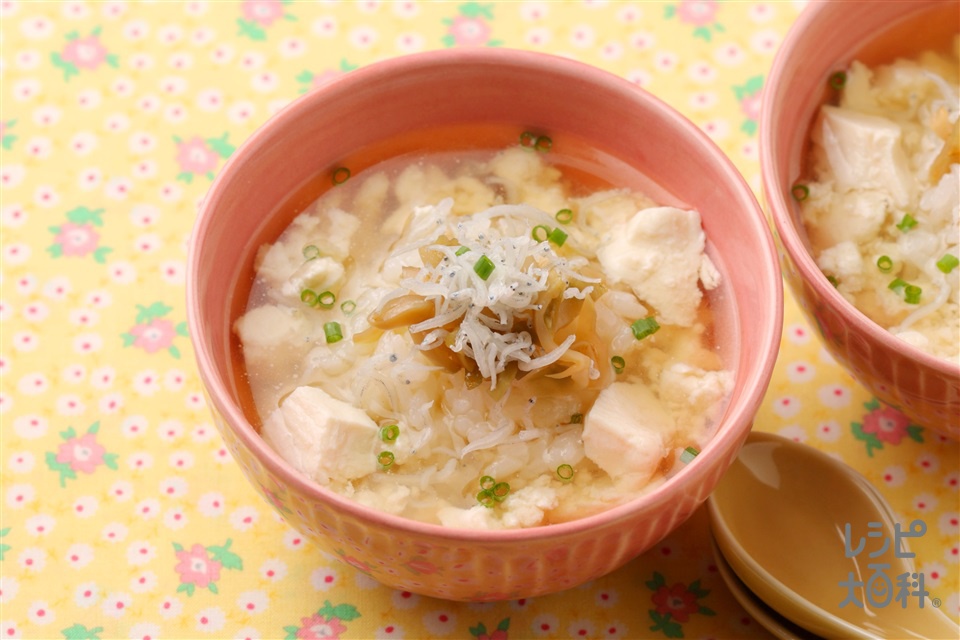 おじゃこ豆腐のスープかけごはん(温かいご飯+絹ごし豆腐を使ったレシピ)