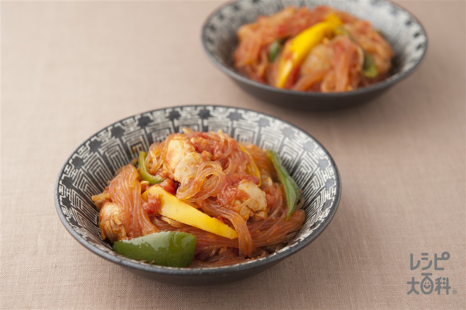 トマト春雨(鶏もも肉+カットトマト缶を使ったレシピ)