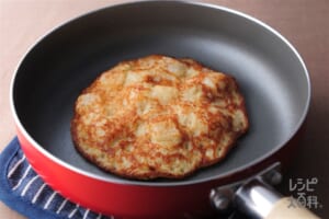 パンケーキみたいな山芋ステーキのレシピ 作り方 味の素パーク の料理 レシピサイト レシピ大百科 山いもや溶き卵を使った料理
