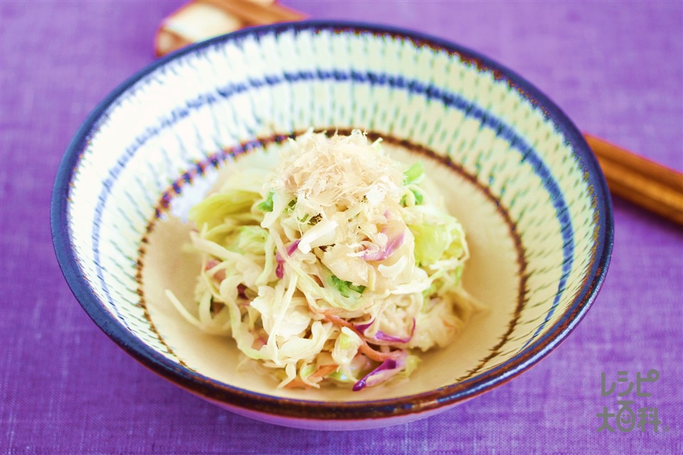 キャベツの和風マヨあえ(袋入りカット野菜（キャベツミックス）+削り節を使ったレシピ)