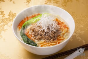 白湯担々麺
