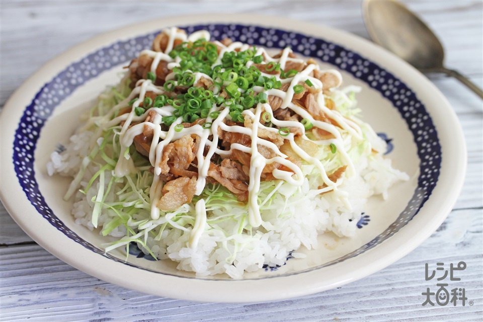 豚こま甘辛丼(豚こま切れ肉+ご飯を使ったレシピ)