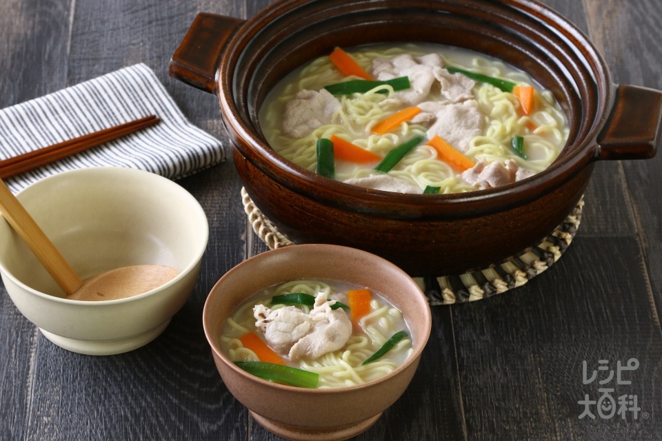 鍋の〆　白湯ラーメン(中華めんを使ったレシピ)