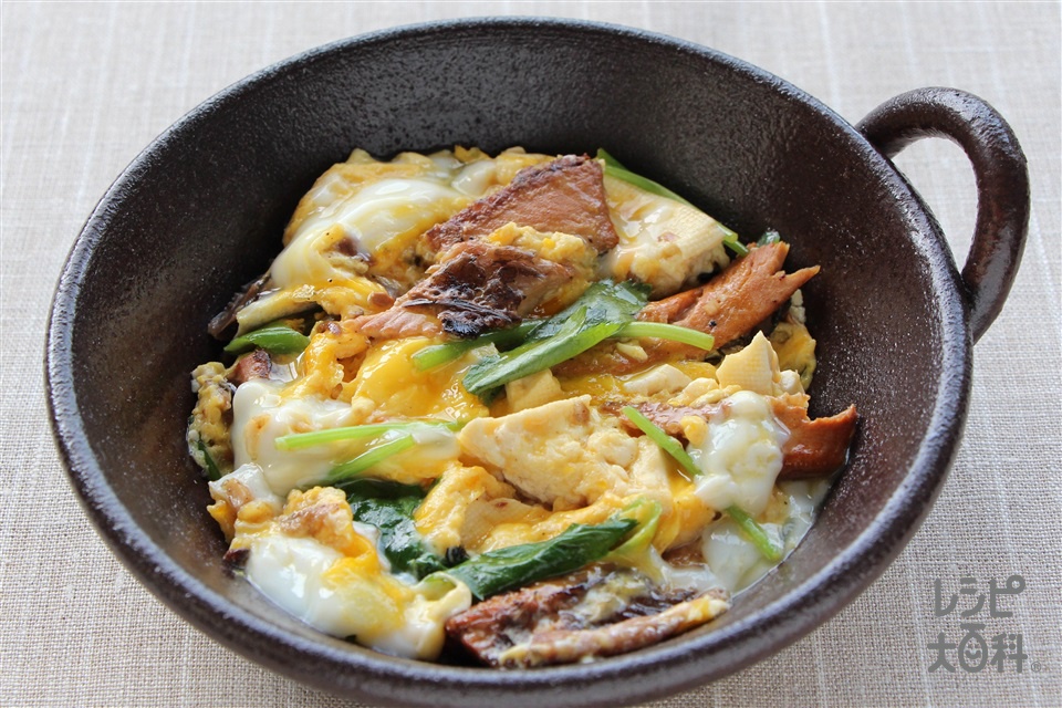 秋刀魚と豆腐の卵とじ(さんまかば焼き缶+木綿豆腐を使ったレシピ)
