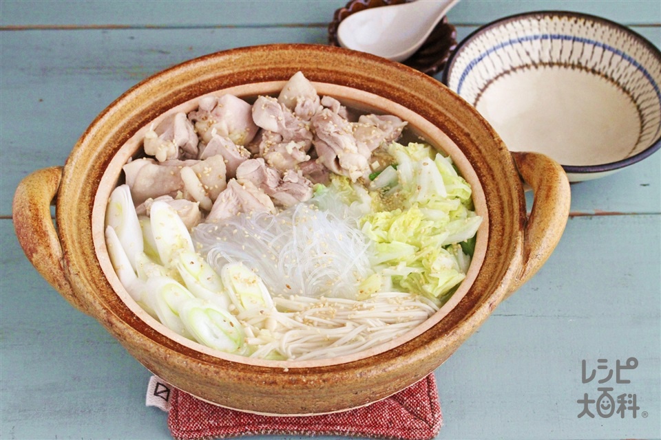 中華風しょうが鍋(鶏もも肉+白菜を使ったレシピ)