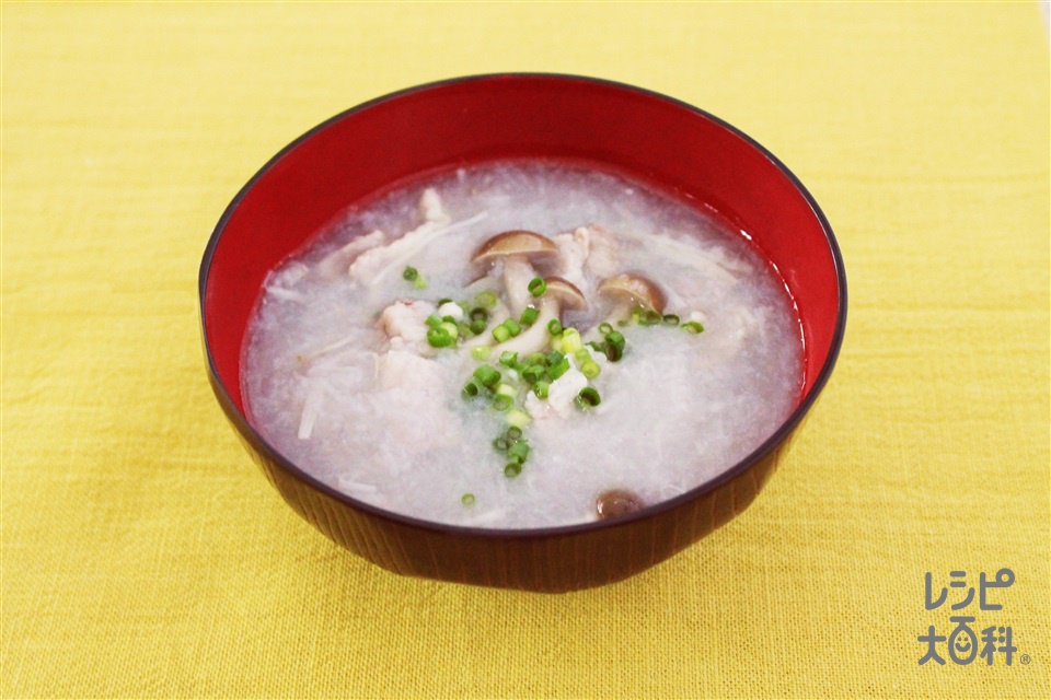 豚肉ときのこのれんこん汁(豚こま切れ肉+れんこんを使ったレシピ)