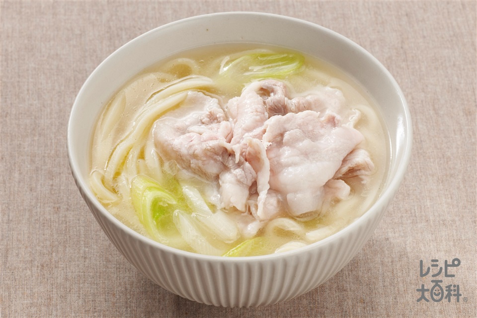 中華肉うどんのレシピ 作り方 レシピ大百科 レシピ 料理 味の素パーク ゆでうどんや豚バラ薄切り肉を使った料理