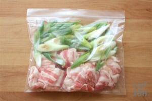 豚バラ肉とねぎのほんだし漬け(基本の袋レシピ)