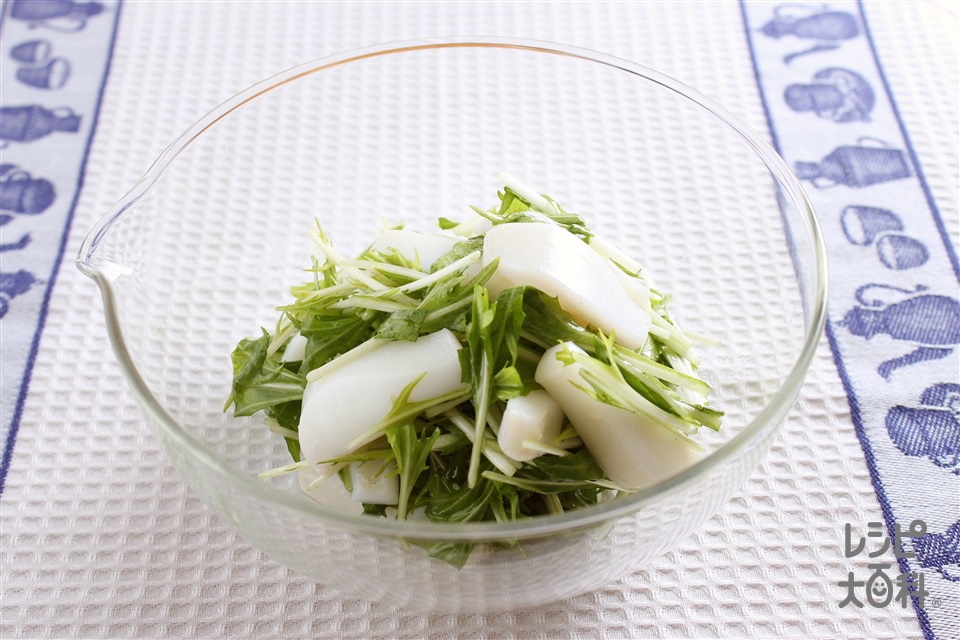 いかと水菜の丸鶏マリネ(いか（胴）+水菜を使ったレシピ)