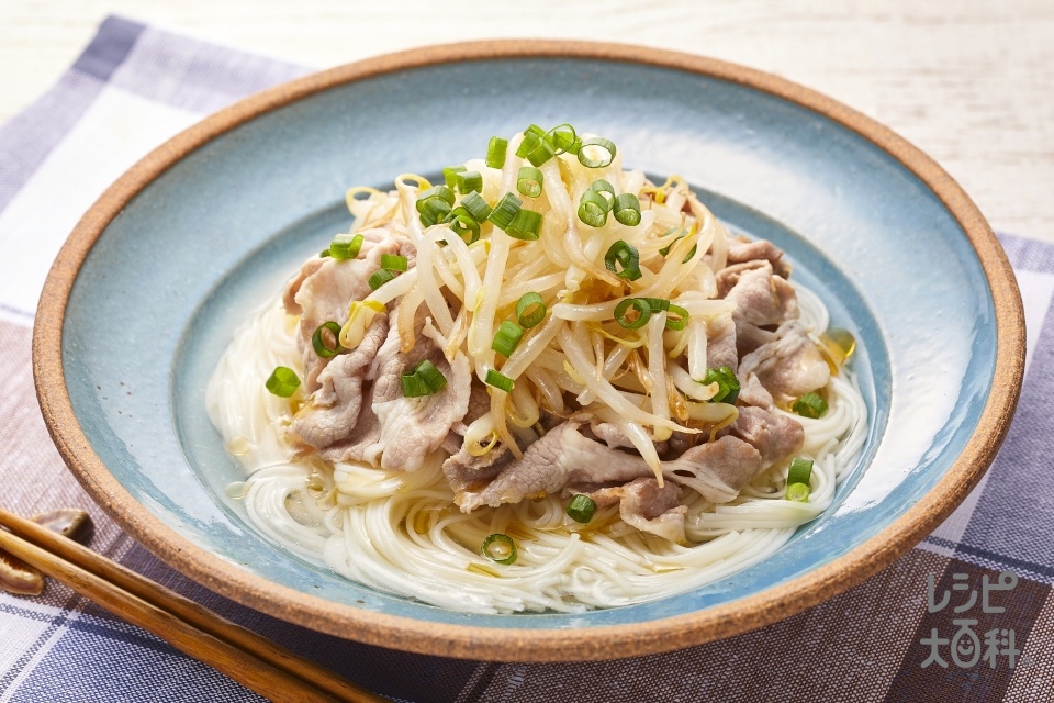 豚肉ともやしの鶏だしそうめん