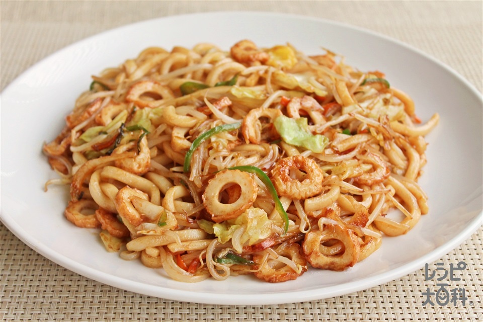 カット野菜のちくわ焼きうどん