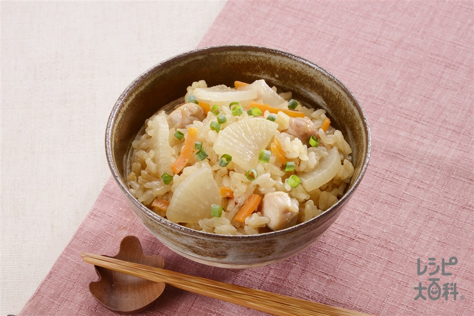 鶏肉と大根のだし炊きご飯(米+鶏もも肉を使ったレシピ)