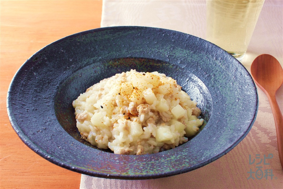 かぶのリゾット　七味風味(温かいご飯+豚ひき肉を使ったレシピ)