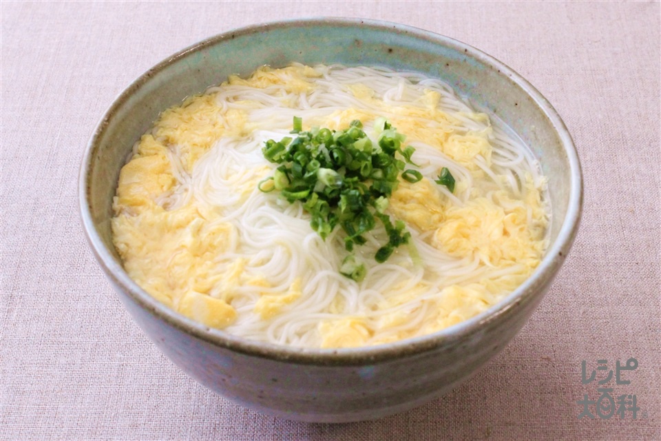 丸鶏かき玉にゅうめん(そうめん+溶き卵を使ったレシピ)