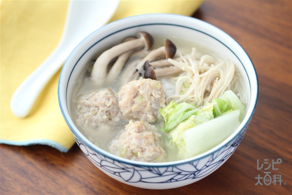 ふわふわ鶏だんごスープ(鶏ひき肉+白菜を使ったレシピ)