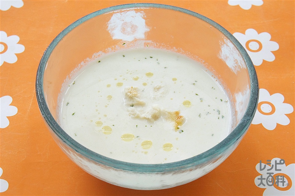 冷たいじゃがいものスープ(牛乳+焼き麩を使ったレシピ)
