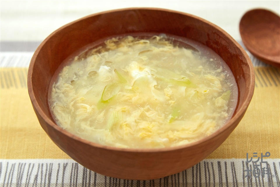 かき玉白湯スープ(卵+長ねぎを使ったレシピ)