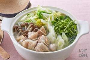 鶏肉と豆苗の鶏だし鍋