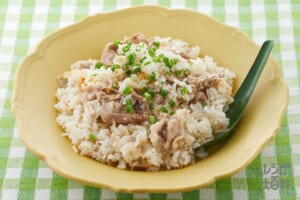 炊飯器で作る肉炒飯