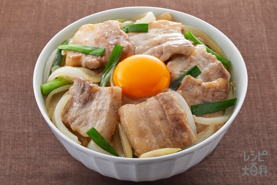 香味スタミナ丼(豚バラ肉+卵を使ったレシピ)