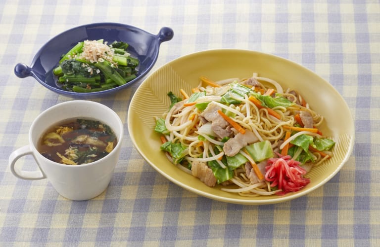 受験生応援レシピ！【昼食】豚肉と野菜のソース焼きそば献立