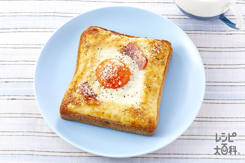 カルボナーラ風こがしマヨたまトースト(食パン6枚切り+ベーコンスライスを使ったレシピ)