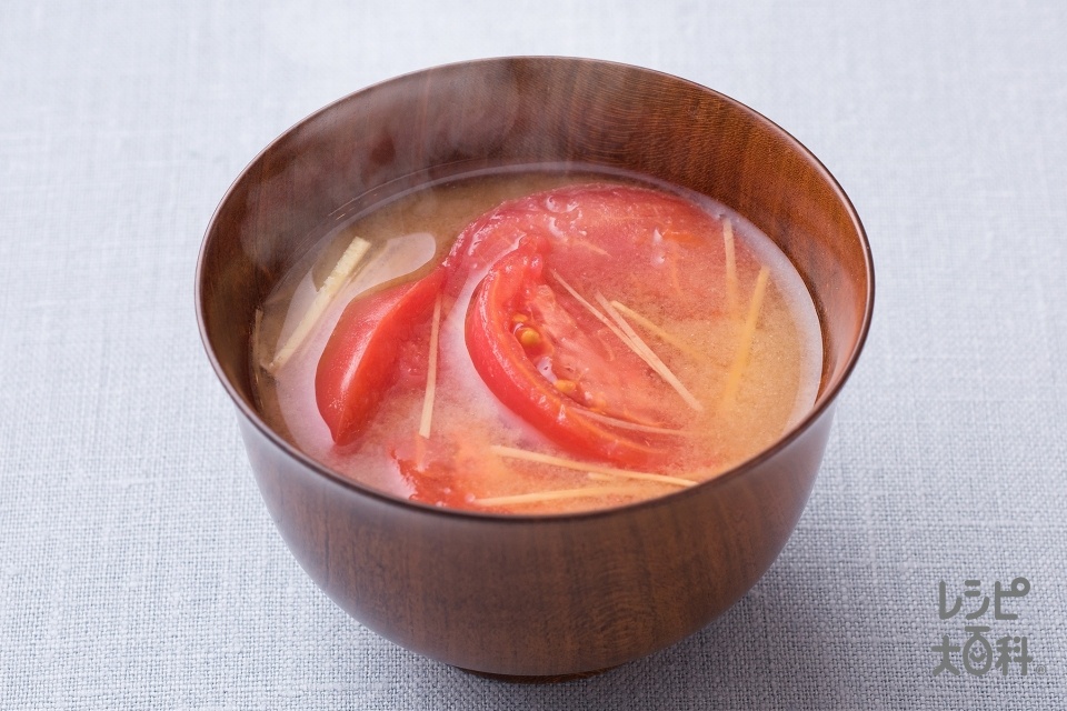 トマトと生姜のみそ汁(トマト+しょうがを使ったレシピ)