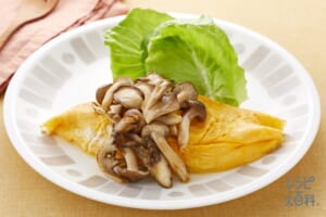 豆腐オムレツ　きのこの香味バター炒めがけ