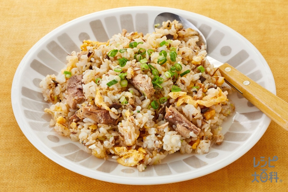 鯖みそ炒飯のレシピ 作り方 味の素パーク の料理 レシピサイト レシピ大百科 ご飯やさば水煮缶を使った料理