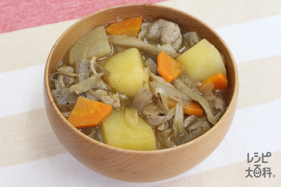 ぽかぽか生姜みそ豚汁(豚こま切れ肉+じゃがいも(小)を使ったレシピ)