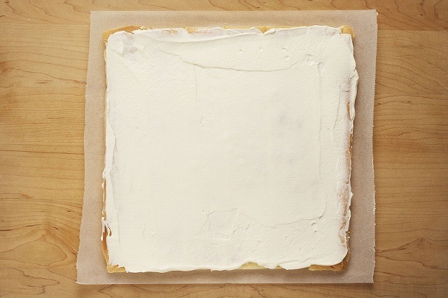 ホワイトベアのロールケーキの作り方_7_0
