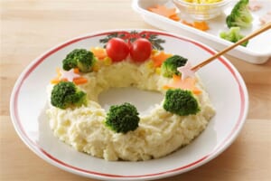 リースポテトサラダのレシピ 作り方 レシピ大百科 レシピ 料理 味の素パーク じゃがいもやブロッコリーを使った料理 リースポテトサラダのレシピ 作り方 レシピ大百科 レシピ 料理 味の素パーク じゃがいもやブロッコリーを使った料理