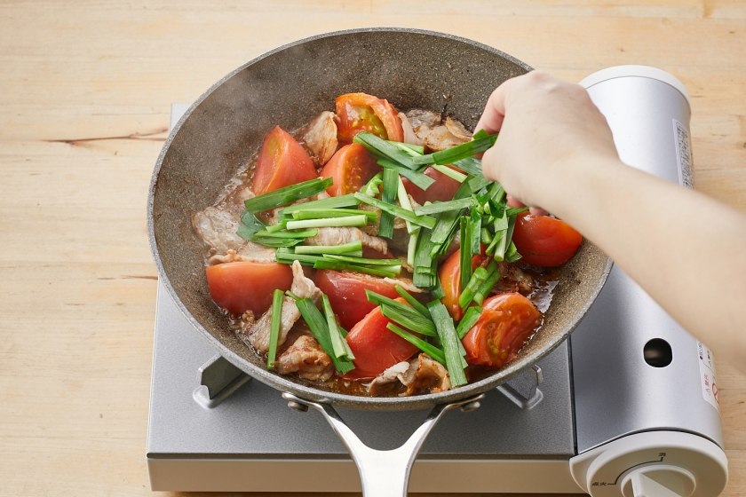 ごろっとトマトと玉子のスタミナ中華炒めの作り方_1_1