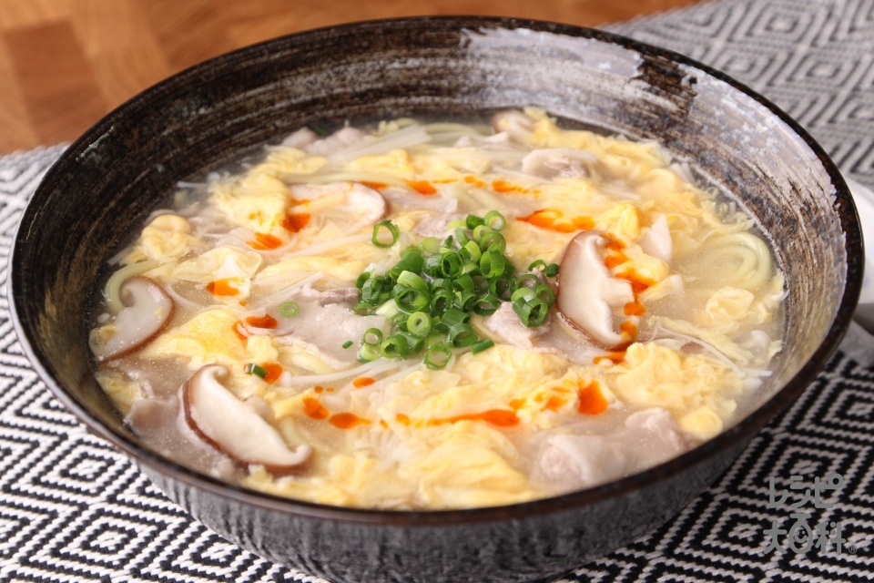 ちゃんぽん麺で酸辣湯めん(中華ゆでめん+豚バラ薄切り肉を使ったレシピ)