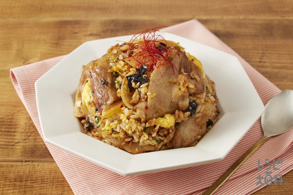豚キムチの旨辛チャーハン(ご飯+豚バラ薄切り肉を使ったレシピ)