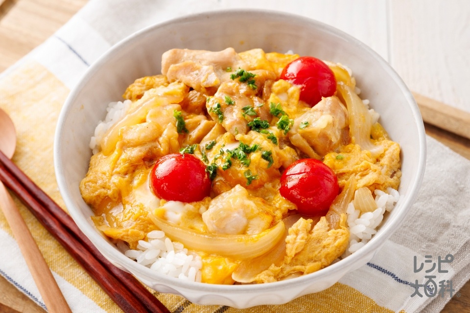 洋風親子丼(鶏もも肉+ご飯を使ったレシピ)