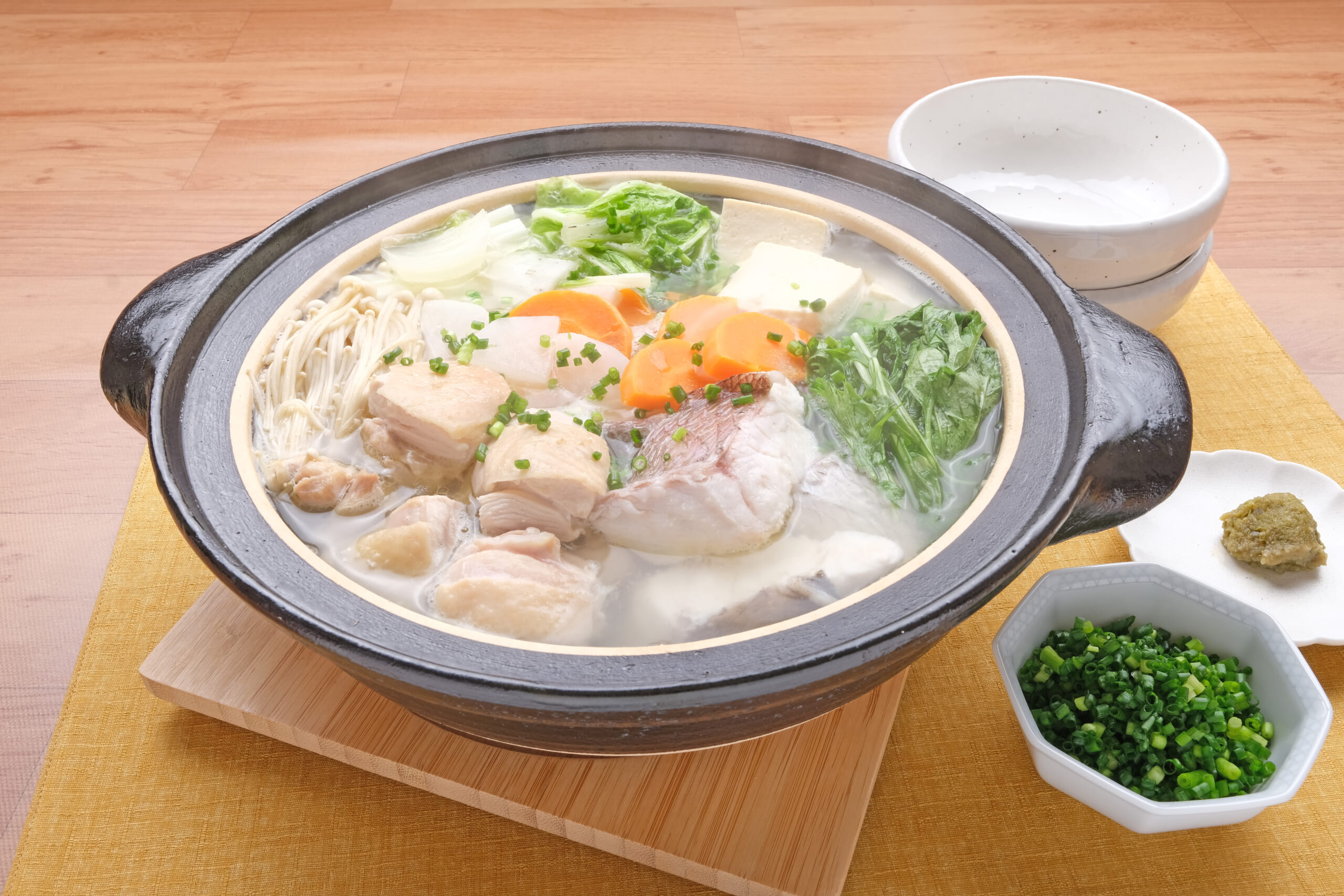 鶏と鯛のうま塩鍋