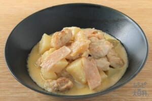 鶏じゃがクリーム煮