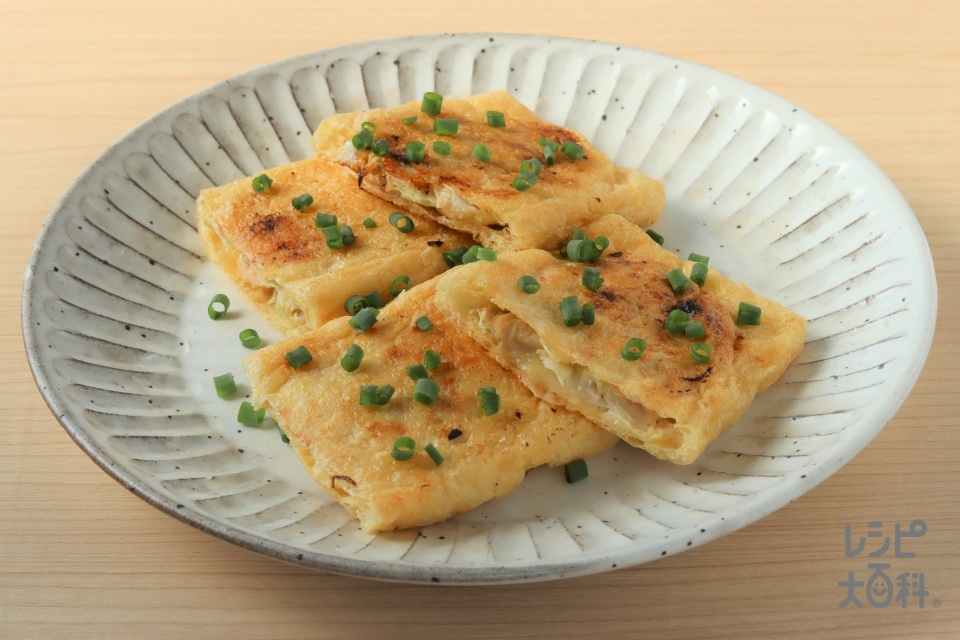 カットキャベツとツナチーズの焼き油揚げ