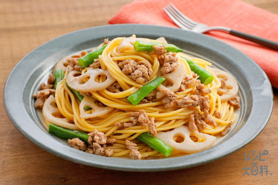 れんこんとひき肉の和風パスタ(スパゲッティ+豚ひき肉を使ったレシピ)