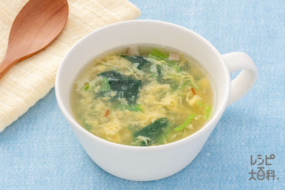 ほうれん草とベーコンのスープ(「クノール」ほうれん草とベーコンのスープ+熱湯を使ったレシピ)
