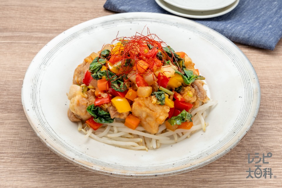 油淋鶏～皮付き野菜の五色ソース～(鶏もも肉+「瀬戸のほんじお」を使ったレシピ)