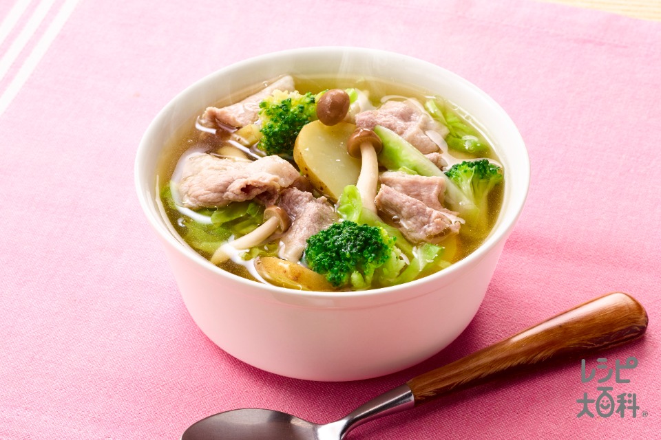 豚こまとじゃがいものホクホクまんぷくスープ
