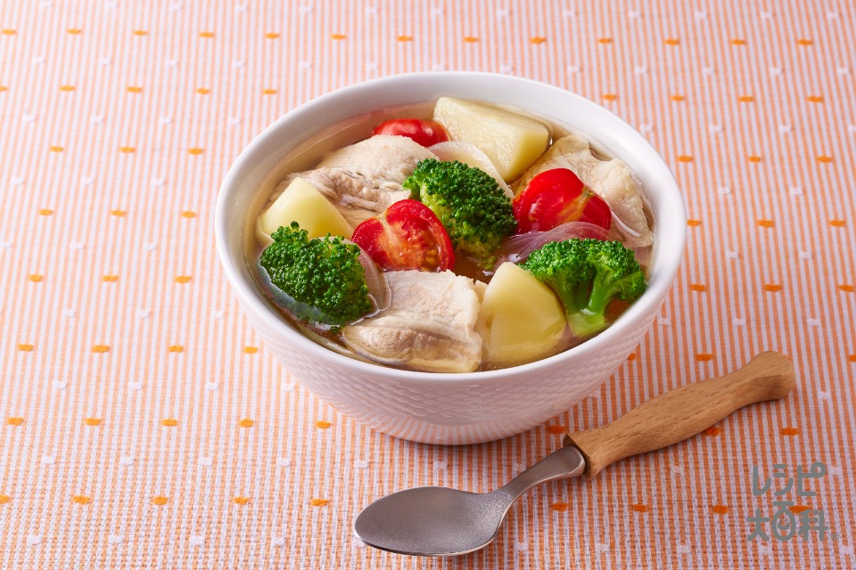 豚バラとじゃがいものいろどりまんぷくスープ