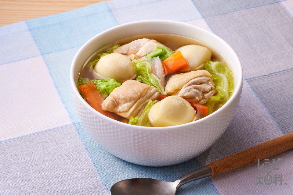 鶏ももと里芋のまるまるまんぷくスープ