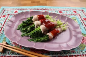 レンチンで！豚バラ豆苗ロール